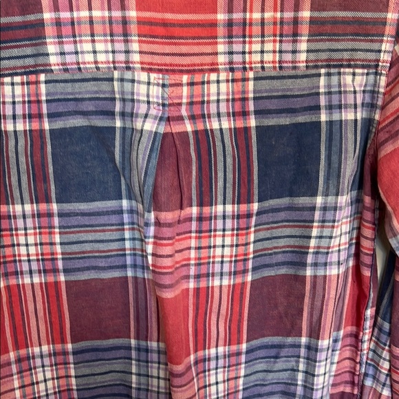 American Eagle Outfitters Red and Navy Casual Button Down Shirt - Picture 4 of 6